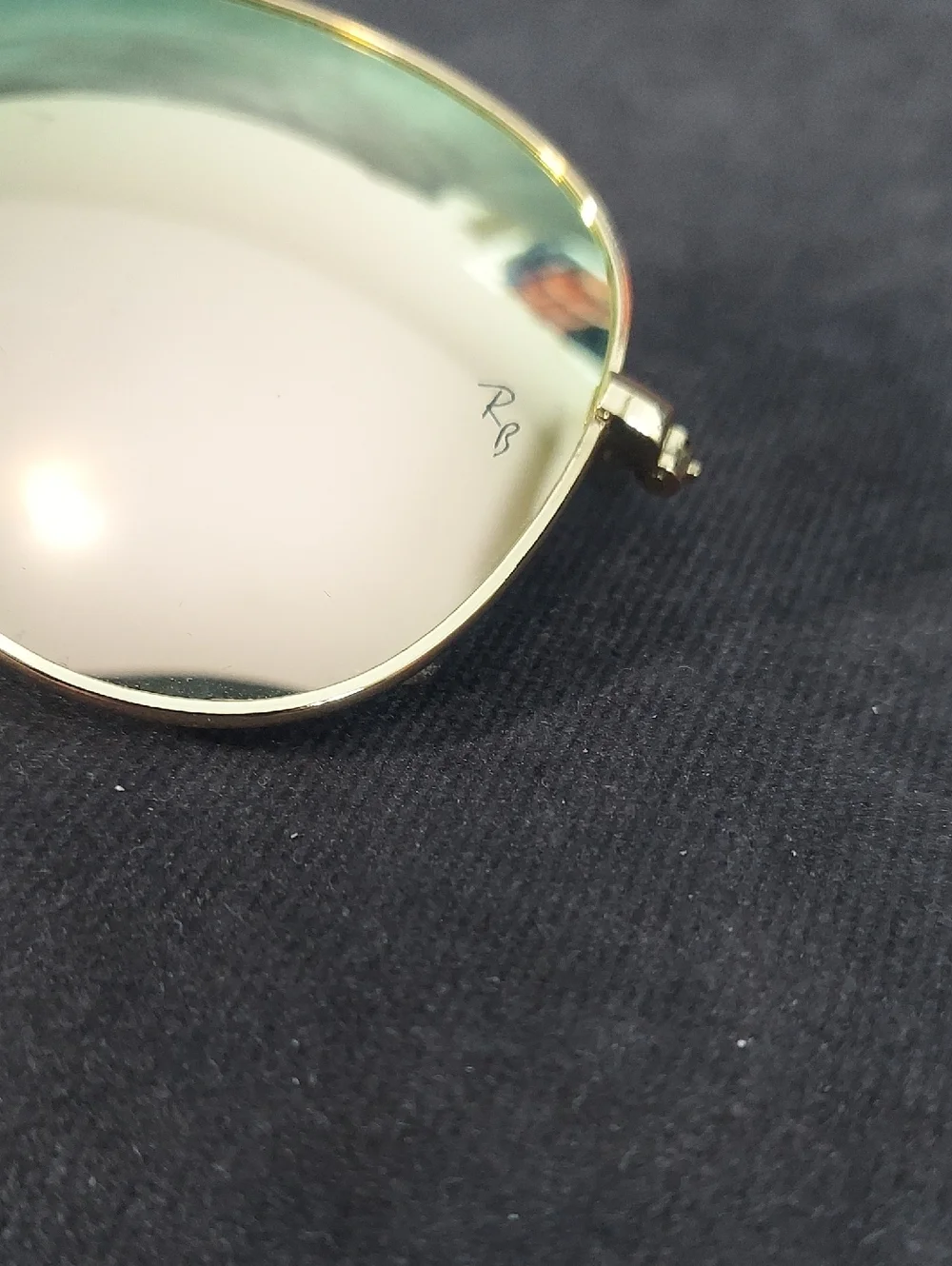Ray-Ban Gold Aviator Large Metal II Sunglasses RB3026 Polarized Italy Case